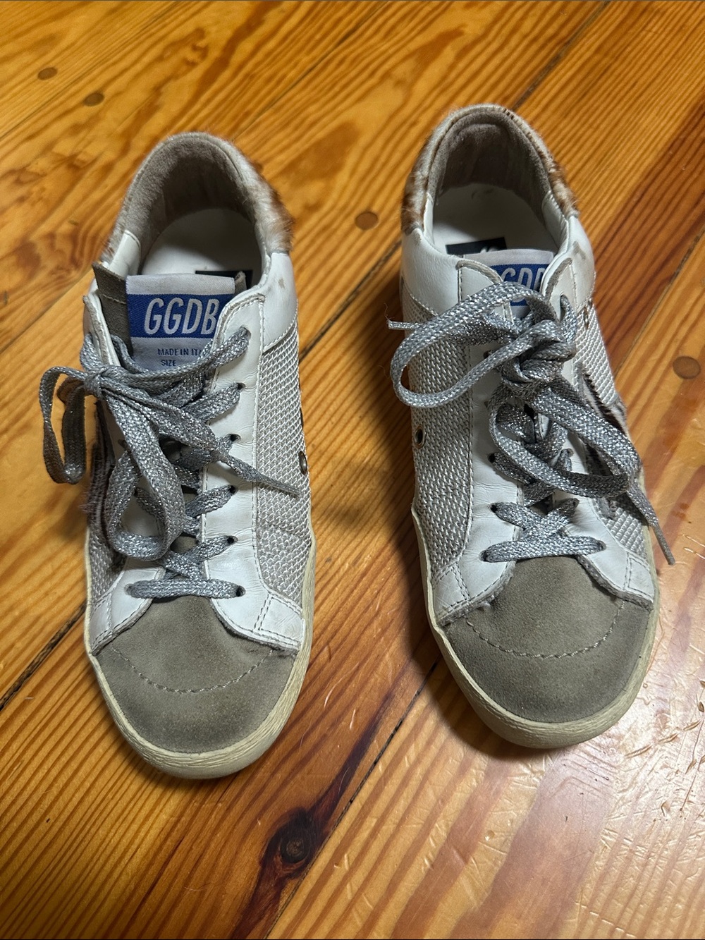 LIKE NEW! GOLDEN GOOSE SUPER-STARs White, Gray & Tan Low-Top SZ 6